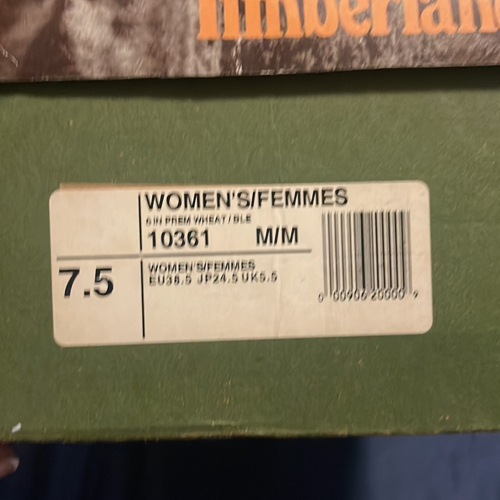 Timberland Boots - Picture 7 of 7